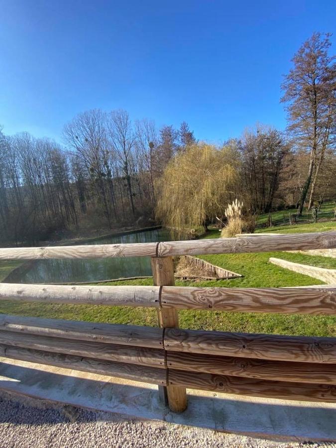 Les Chalets Du Marais Saint-Pierre-Aigle Bagian luar foto